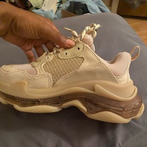 Only worn twice just a tiny red mark on the side